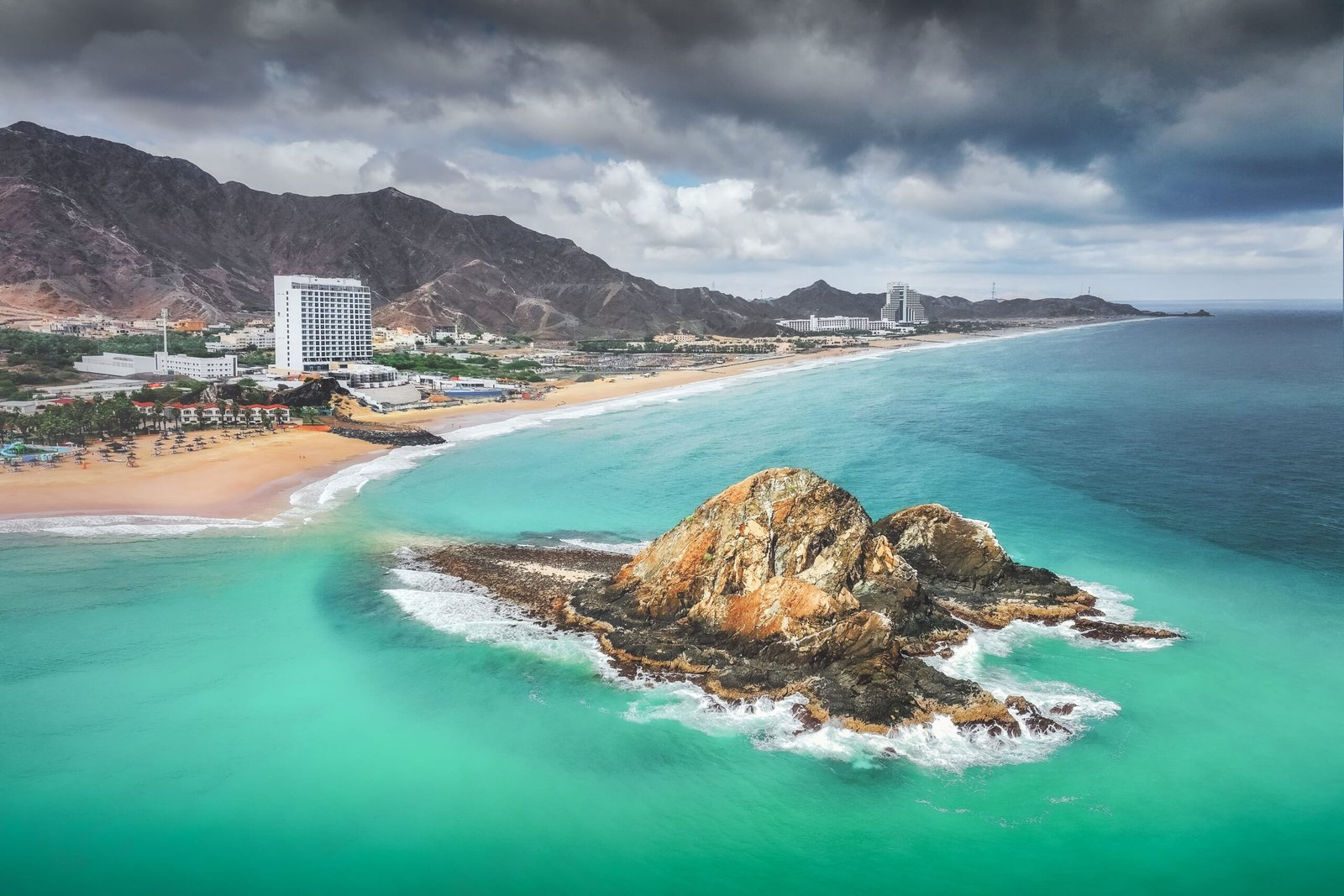 الجهات المنظمة لاحتفالات رأس السنة الجديدة بالفجيرة تدعو إلى الالتزام بالتعليمات والإرشادات 1 الجهات المنظمة لاحتفالات رأس السنة الجديدة بالفجيرة تدعو إلى الالتزام بالتعليمات والإرشادات