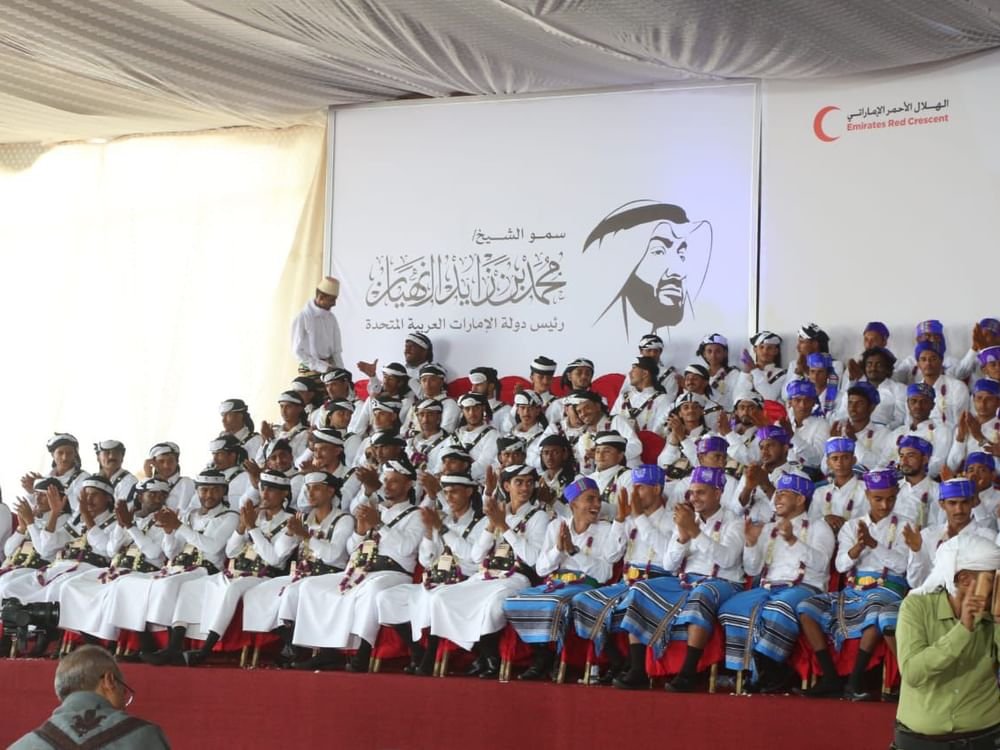 بدعم إماراتي.. "المخا" تحتفي بزفاف 500 شاب وشابة في العرس الجماعي الـ5 1 بدعم إماراتي.. "المخا" تحتفي بزفاف 500 شاب وشابة في العرس الجماعي الـ5