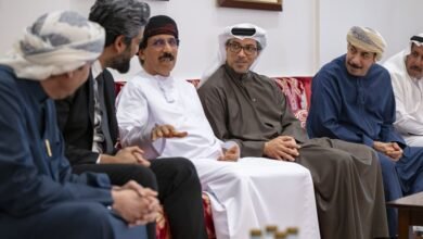 منصور بن زايد يعزي في وفاة علي سالم البيض