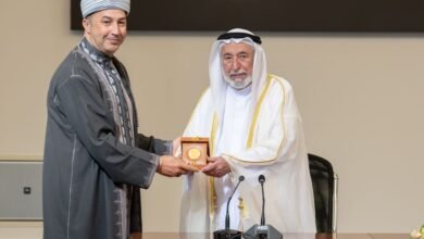حاكم الشارقة يكرّم الفائزين بجائزة القوافي 2025