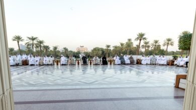 محمد بن راشد يلتقي أعيان البلاد ورجال الأعمال والمستثمرين في قصر زعبيل