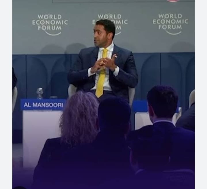 منصور المنصوري: أبوظبي تقود التحول نحو بنية تحتية ذكية للصحة 1 منصور المنصوري