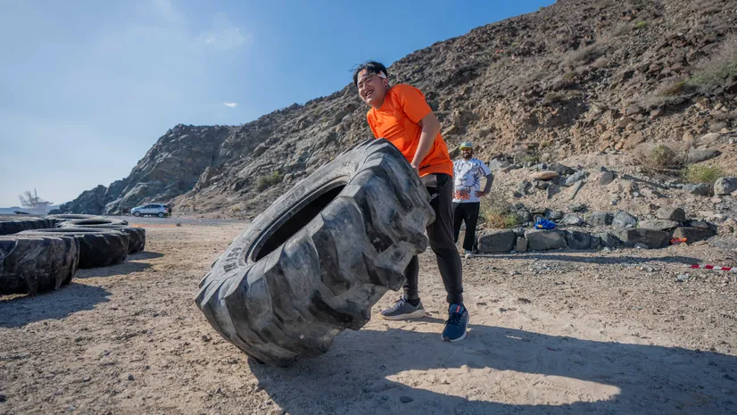 "سباق النمور للعقبات" يستقطب 2300 مشارك وسط طبيعة خورفكان الخلابة 1 سباق النمور للعقبات