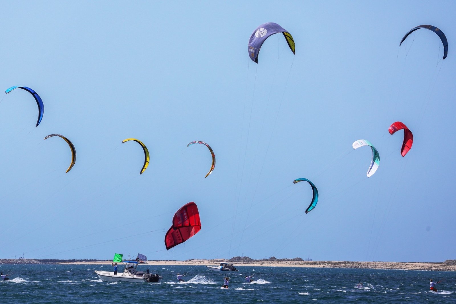 "يوم دبي البحري" يقيم 5 مسابقات في احتفال رياضي لمدة 3 أيام 1 يوم دبي البحري