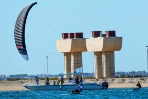 مهرجان دبي للرياضات المائية يتوّج أبطال "الكايت سيرف"