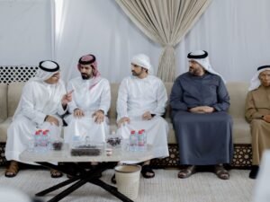 حمدان بن محمد يقدّم واجب العزاء في وفاة عبدالغني محمد حبيب آل رضا 2 حمدان بن محمد يقدّم واجب العزاء في وفاة عبدالغني محمد حبيب آل رضا