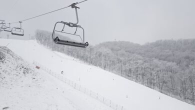 مقتل 3 متزلجين في جبال الألب الفرنسية