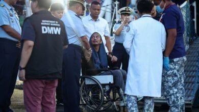 مقتل 15 شخصا وإنقاذ المئات في حادث غرق عبارة بالفلبين