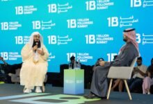 جلسة في "قمة المليار متابع" تناقش "الإيمان والحياة والغايات"