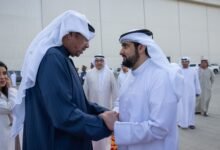 أحمد بن محمد يودّع وزير الدفاع الكويتي لدى مغادرته الدولة