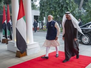 رئيس الدولة ورئيس وزراء الهند يبحثان تعزيز التعاون في إطار الشراكة الإستراتيجية بين البلدين