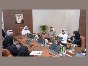 محمد الشرقي يطلع على إنجازات مؤسسة الفجيرة للموارد الطبيعية ومبادراتها