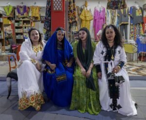 "مهرجان الشيخ زايد".. نافذة إماراتية على التراث الإنساني والتنوع الثقافي 2 "مهرجان الشيخ زايد".. نافذة إماراتية على التراث الإنساني والتنوع الثقافي