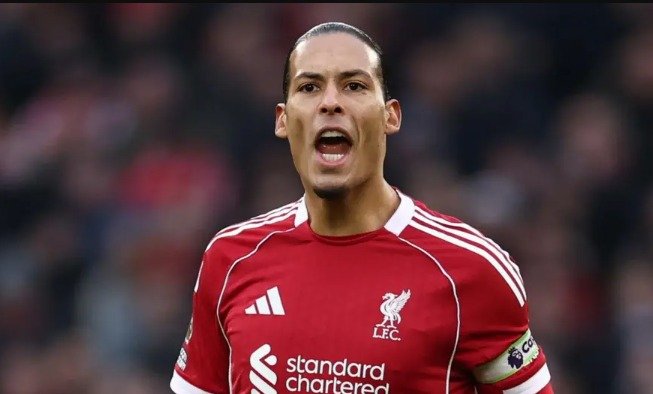 فان دايك: هناك شيء مفقود في ليفربول.. ونتطلع لعودة صلاح 1 ليفربول