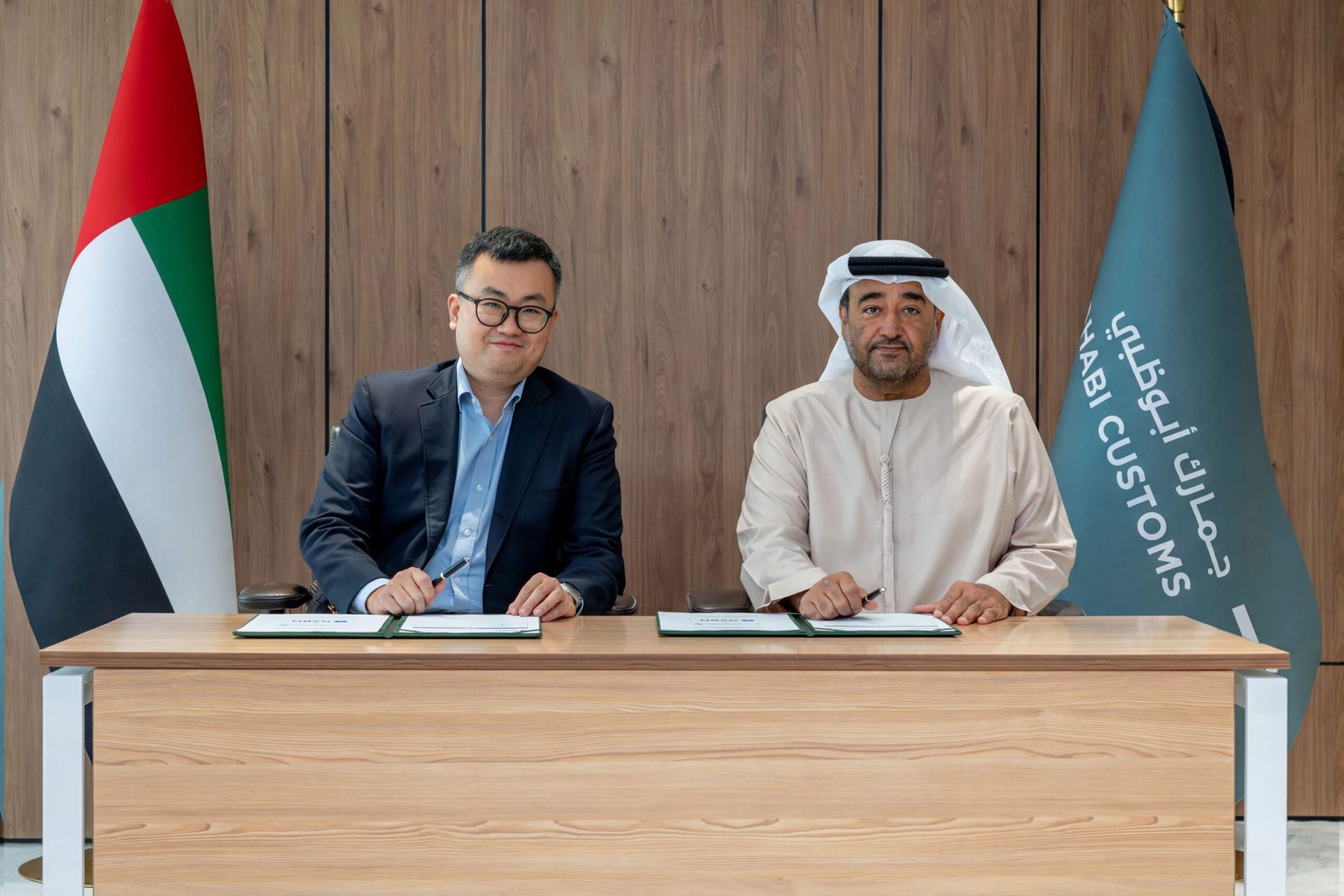 جمارك أبوظبي والشبكة العالمية للأعمال البحرية تتعاونان لتعزيز التخليص الجمركي الرقمي 1 جمارك أبوظبي والشبكة العالمية للأعمال البحرية تتعاونان لتعزيز التخليص الجمركي الرقمي
