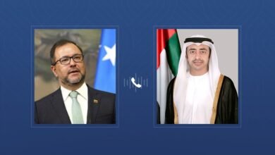 عبدالله بن زايد ووزير خارجية فنزويلا يبحثان هاتفياً تعزيز العلاقات الثنائية