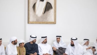 ذياب بن محمد بن زايد وزايد بن محمد بن زايد يقدمان واجب العزاء في وفاة حمد بن راشد الهاجري