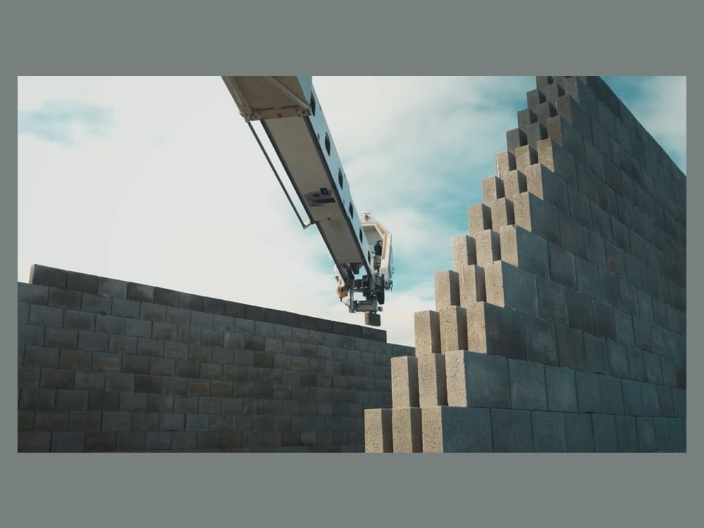 بلدية دبي تُطلق تحديا عالميا لبناء فيلا سكنية متكاملة باستخدام أنظمة البناء الروبوتية 1 بلدية دبي تُطلق تحديا عالميا لبناء فيلا سكنية متكاملة باستخدام أنظمة البناء الروبوتية