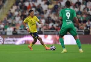 بالصور.. أهلي جدة يقهر النصر ويشعل الدوري السعودي