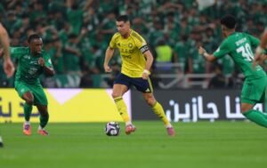بالصور.. أهلي جدة يقهر النصر ويشعل الدوري السعودي