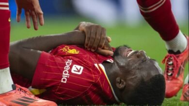 الموت يفجع نجم ليفربول