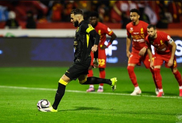 رغم بصمة بنزيما.. اتحاد جدة يسقط أمام القادسية 1 رغم بصمة بنزيما.. اتحاد جدة يسقط أمام القادسية