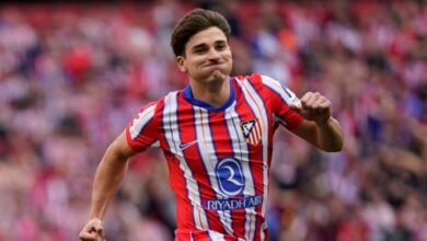 هدف برشلونة.. أرسنال ينصب شباكه حول ألفاريز