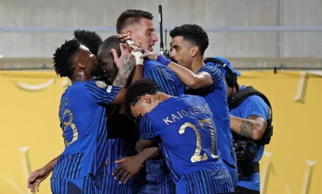 الموت يفجع لاعب الهلال السعودي 1 الموت يفجع لاعب الهلال السعودي