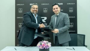 أوتورن تعزّز حضور علاماتها أومودا وجايكو وآي كور عبر افتتاح صالة عرض جديدة في الواحة مول بدبي 2 أوتورن تعزّز حضور علاماتها أومودا وجايكو وآي كور عبر افتتاح صالة عرض جديدة في الواحة مول بدبي