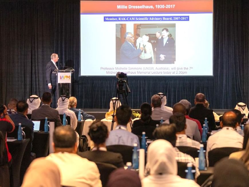 برعاية سعود بن صقر.. رأس الخيمة تستضيف الدورة الـ17 من "ورشة العمل الدولية للمواد المتقدمة" 1 برعاية سعود بن صقر.. رأس الخيمة تستضيف الدورة الـ17 من "ورشة العمل الدولية للمواد المتقدمة"