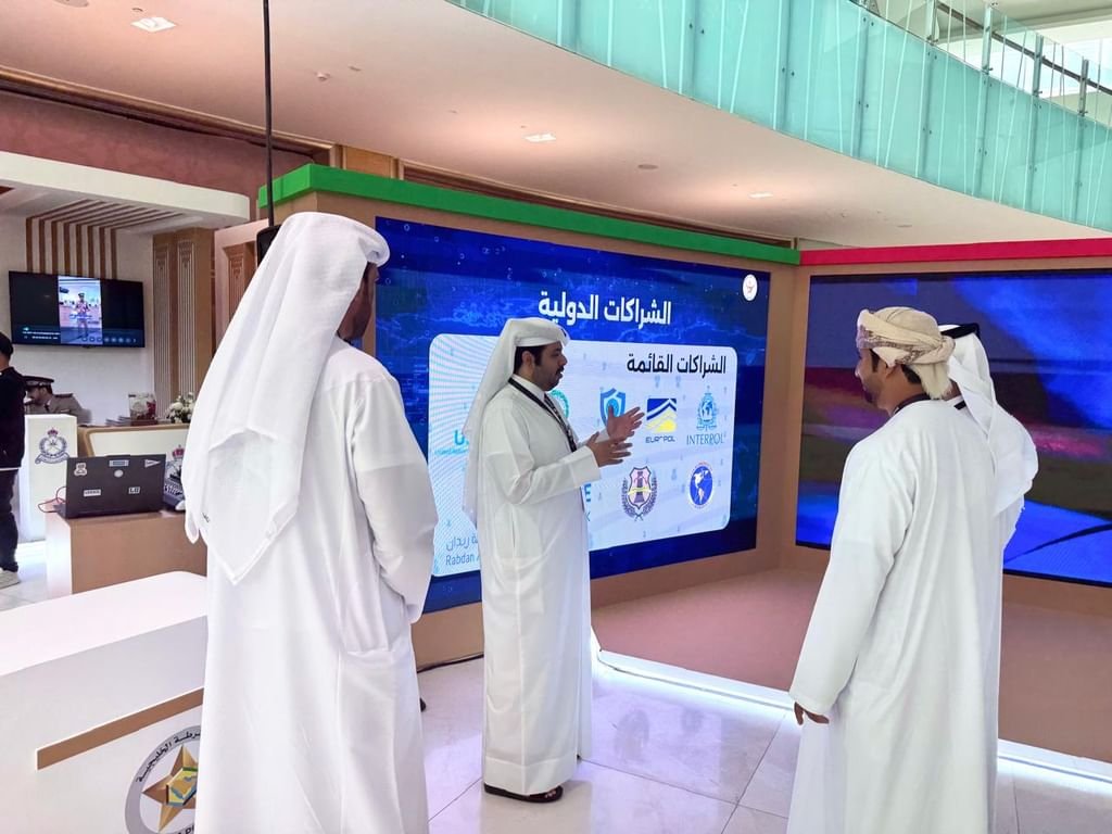 جهاز الشرطة الخليجية يشارك في المعرض الأمني الأول المصاحب لتمرين «أمن الخليج العربي 4» 1 جهاز الشرطة الخليجية يشارك في المعرض الأمني الأول المصاحب لتمرين «أمن الخليج العربي 4»