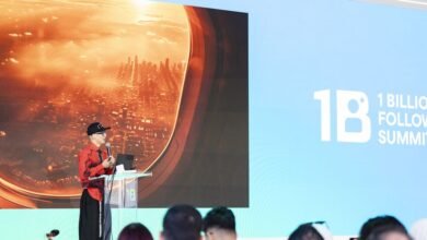 قمة المليار متابع.. كريس دو يحدد 3 مبادئ ذهبية لبناء هوية متميزة لصانع المحتوى