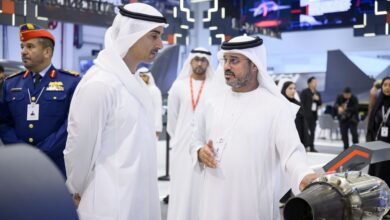 حمدان بن محمد بن زايد يزور معرضَي الأنظمة غير المأهولة "يومكس" والمحاكاة والتدريب "سيمتكس" 2026