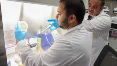 دراسة بحثية في "نيويورك أبوظبي" تكشف ارتباط بكتيريا الفم بالسمنة