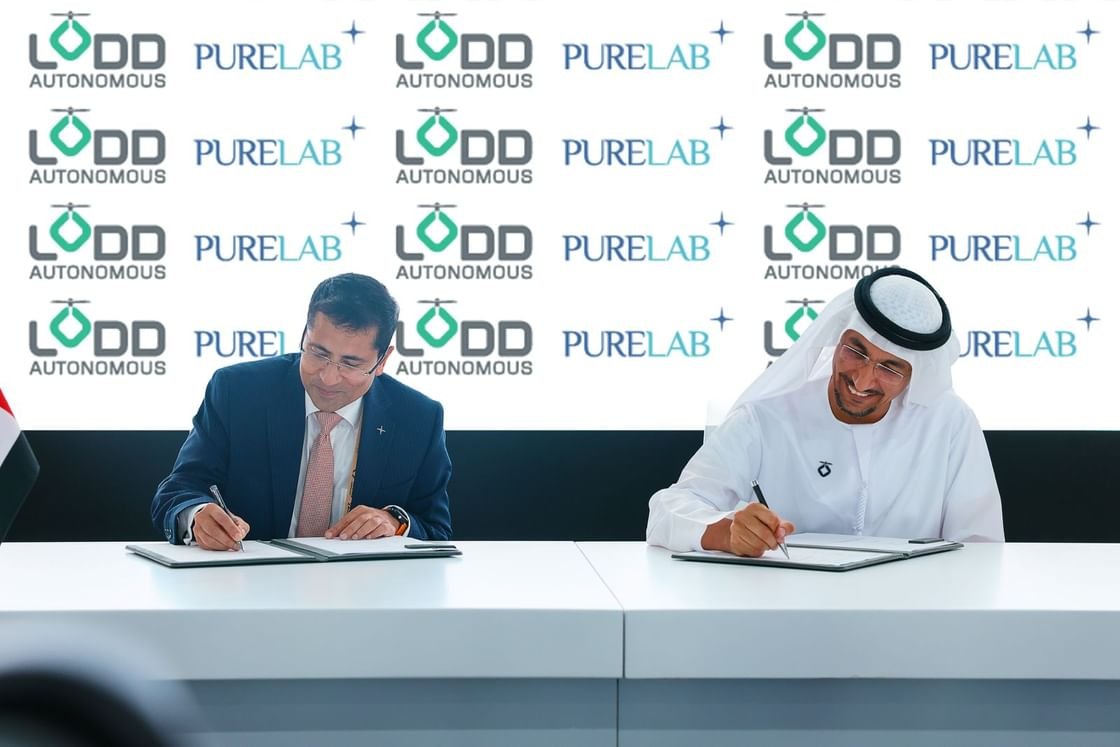 أبوظبي تطلق مشروعًا تجريبيًا لنقل عينات الدم عبر طائرات بدون طيار 1 أبوظبي تطلق مشروعًا تجريبيًا لنقل عينات الدم عبر طائرات بدون طيار