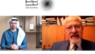 محمد بن راشد يهنئ البروفيسور شربل داغر لفوزه بجائزة "نوابغ العرب 2025" عن فئة الأدب والفنون