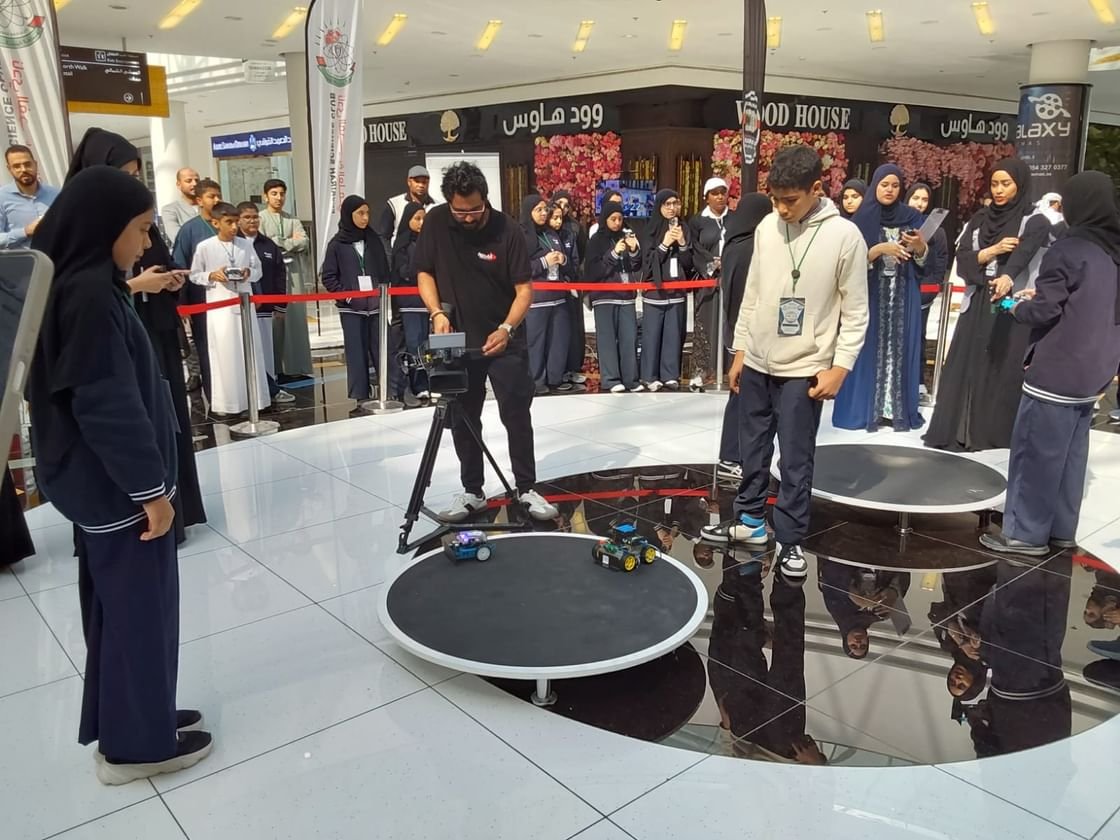 تأهل 11 فريقا لنهائيات "الجراند سوموبوت" بالفجيرة .. وتقنية "الفار" تضبط المنافسات 1 تأهل 11 فريقا لنهائيات "الجراند سوموبوت" بالفجيرة .. وتقنية "الفار" تضبط المنافسات