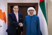 عبدالله بن زايد يستقبل وزير خارجية قبرص ويوقعان مذكرة تفاهم لإقامة شراكة استراتيجية شاملة في مجال الطاقة