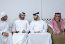 منصور بن محمد يقدم واجب العزاء في وفاة علي سالم علي العديدي