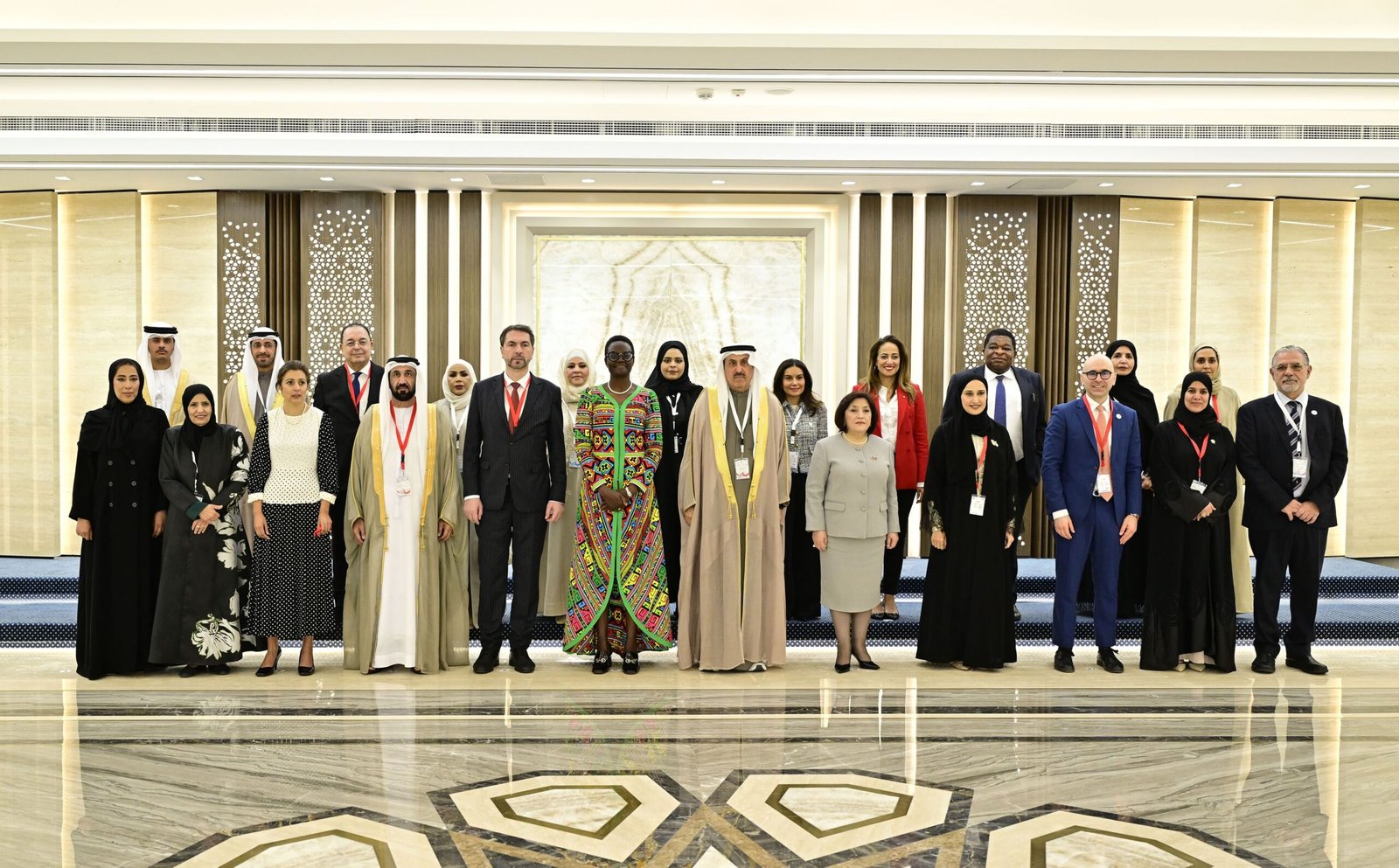 بدء أعمال الدورة الـ2 من منتدى النساء البرلمانيات لبرلمان البحرالأبيض المتوسط في أبوظبي 1 بدء أعمال الدورة الـ2 من منتدى النساء البرلمانيات لبرلمان البحرالأبيض المتوسط في أبوظبي