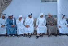 حمدان بن محمد يقدم واجب العزاء في وفاة علي سالم علي العديدي