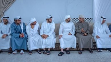 حمدان بن محمد يقدم واجب العزاء في وفاة علي سالم علي العديدي