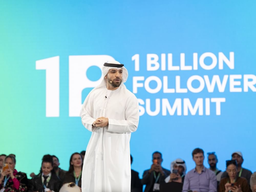 قمة المليار متابع.. صانع المحتوى خالد العامري: سباق الأرقام في الفضاء الرقمي "مُهلك" 1 قمة المليار متابع.. صانع المحتوى خالد العامري: سباق الأرقام في الفضاء الرقمي "مُهلك"