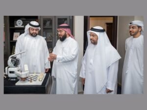 محمد الشرقي يطلع على أنشطة نادي الفجيرة للشطرنج والثقافة وخططه الإستراتيجية