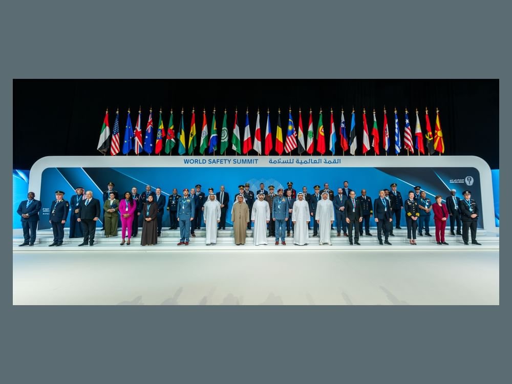 منصور بن محمد يشهد القمة العالمية للسلامة 2026 ويطلع على مخرجات مبادرة جاهزية المليار 1 منصور بن محمد يشهد القمة العالمية للسلامة 2026 ويطلع على مخرجات مبادرة جاهزية المليار