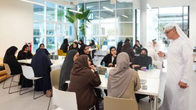 المكتب الإعلامي لحكومة عجمان يختتم برنامج "الجاهزية الإعلامية"