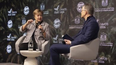 من جناح الإمارات بدافوس.. صندوق النقد الدولي يحذر من "تسونامي الذكاء الاصطناعي" على الوظائف 2 من جناح الإمارات بدافوس.. صندوق النقد الدولي يحذر من "تسونامي الذكاء الاصطناعي" على الوظائف