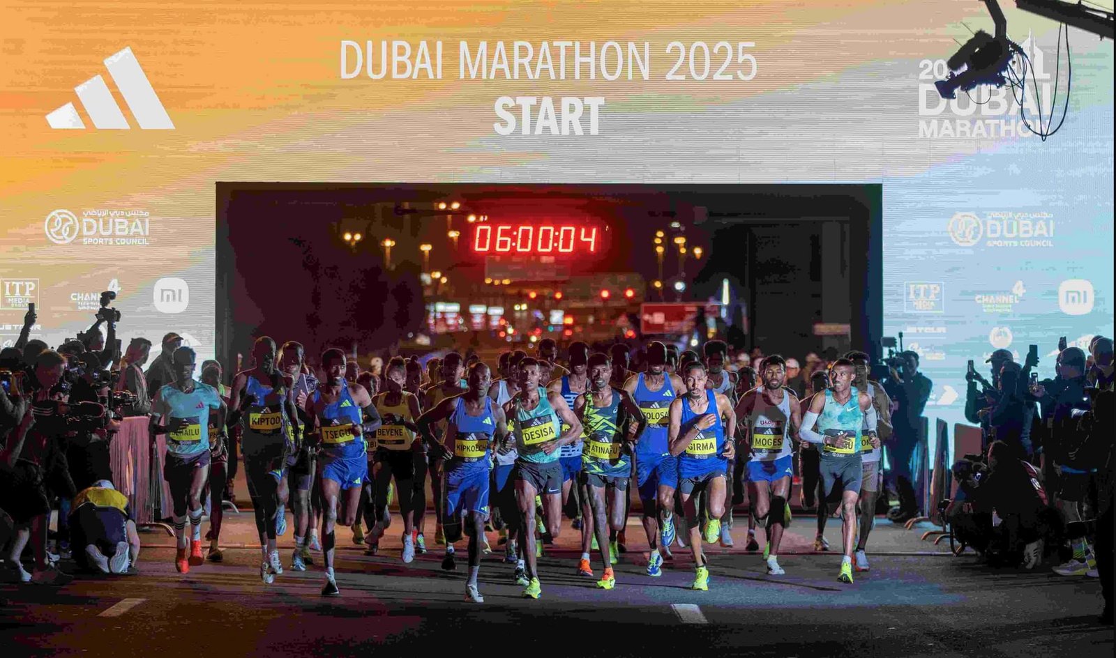 تعديلات على مسار وتوقيتات ماراثون دبي في نسخته الـ25 مع خط نهاية جديد 1 تعديلات على مسار وتوقيتات ماراثون دبي في نسخته الـ25 مع خط نهاية جديد