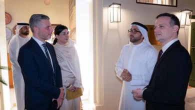 عمدة أثينا يطّلع على عدد من المبادرات والجهات الحكومية في الشارقة 7 عمدة أثينا يطّلع على عدد من المبادرات والجهات الحكومية في الشارقة