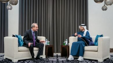 عبدالله بن زايد يلتقي أعضاء اللجنة اليهودية الأمريكية